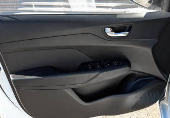 Подержанный автомобиль Hyundai Solaris Sedan 2019 года (19 фото)