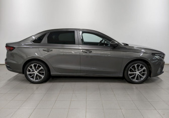 Подержанный автомобиль Geely Emgrand 2024 года (4 фото)