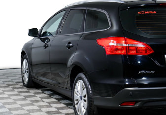 Подержанный автомобиль Ford Focus Wagon 2019 года (6 фото)