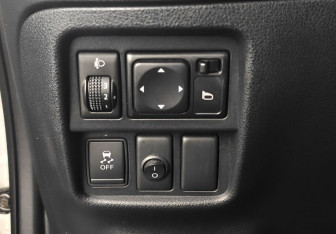 Подержанный автомобиль Nissan Juke 2014 года (14 фото)