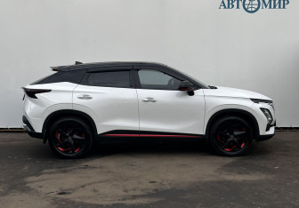 Подержанный автомобиль Omoda C5 2022 года (4 фото)