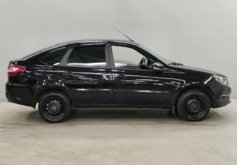 Подержанный автомобиль LADA (ВАЗ) Granta Liftback 2023 года (4 фото)