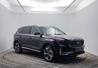 Подержанный автомобиль Geely Monjaro 2024 года (3 фото)