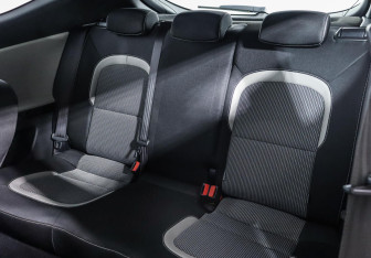 Подержанный автомобиль Kia Ceed Hatchback 2016 года (15 фото)