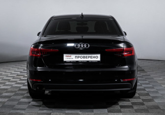 Подержанный автомобиль Audi A4 Sedan 2017 года (6 фото)