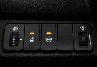 Подержанный автомобиль Kia Rio Hatchback 2015 года (11 фото)