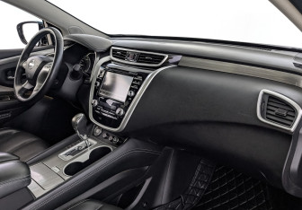 Подержанный автомобиль Nissan Murano Suv 2020 года (13 фото)