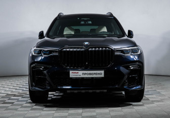 Подержанный автомобиль BMW X7 2019 года (2 фото)