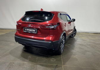 Подержанный автомобиль Nissan Qashqai 2022 года (6 фото)
