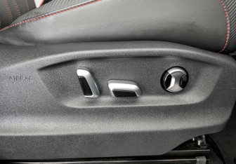 Подержанный автомобиль Volkswagen Teramont 2023 года (27 фото)