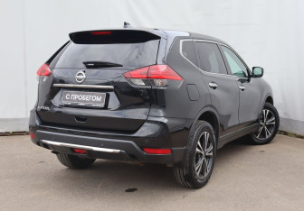 Подержанный автомобиль Nissan X-Trail 2019 года (4 фото)