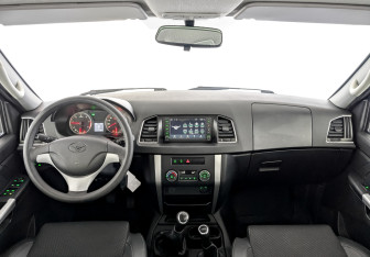 Новый УАЗ Patriot 2023 (14 фото)