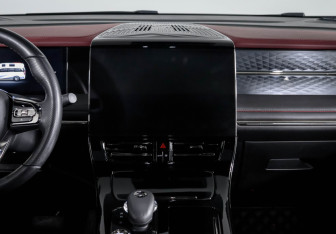 Подержанный автомобиль GAC M8 2024 года (13 фото)