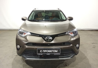 Подержанный автомобиль Toyota RAV4 2019 года (2 фото)