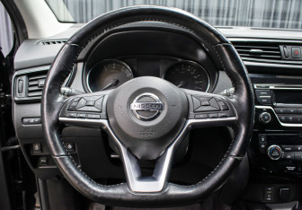 Подержанный автомобиль Nissan Qashqai 2020 года (14 фото)