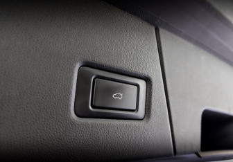 Подержанный автомобиль Jaecoo J8 2024 года (29 фото)