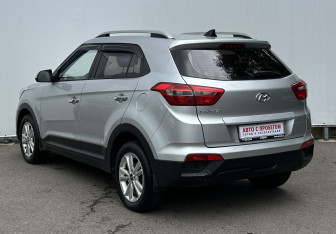 Подержанный автомобиль Hyundai Creta 2018 года (7 фото)