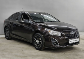 Подержанный автомобиль Chevrolet Cruze Sedan 2014 года (3 фото)