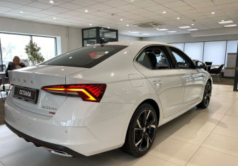 Новый Skoda Octavia Liftback 2025 (5 фото)