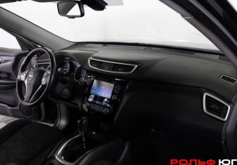 Подержанный автомобиль Nissan X-Trail 2017 года (7 фото)