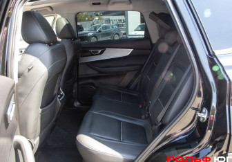 Подержанный автомобиль Chery Tiggo 7 Pro Max 2023 года (8 фото)