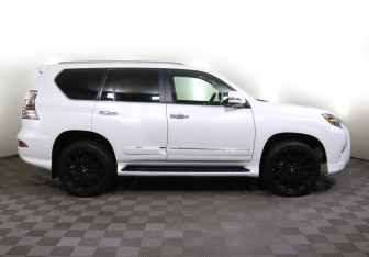 Подержанный автомобиль Lexus GX 2016 года (4 фото)