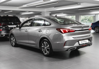 Новый Changan Eado Plus 2024 (6 фото)