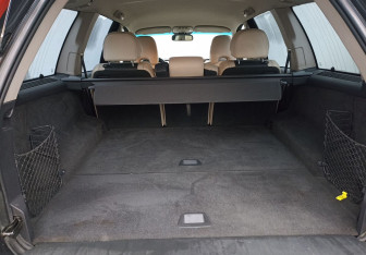 Подержанный автомобиль Volvo XC90 2008 года (13 фото)