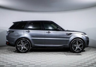 Подержанный автомобиль Land Rover Range Rover Sport 2016 года (4 фото)