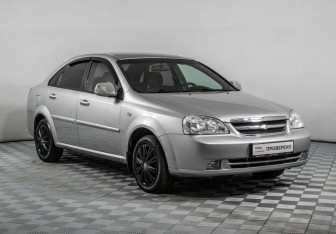 Подержанный автомобиль Chevrolet Lacetti Sedan 2012 года (3 фото)