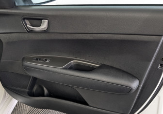 Подержанный автомобиль Kia Optima Sedan 2019 года (25 фото)