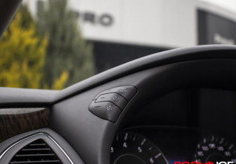 Подержанный автомобиль Nissan Patrol 2013 года (23 фото)