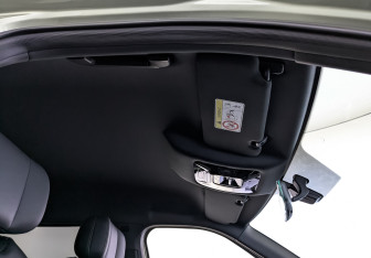 Подержанный автомобиль Jaecoo J7 2024 года (22 фото)