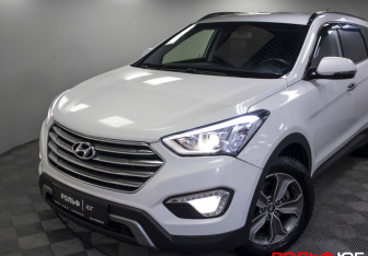 Подержанный автомобиль Hyundai Santa Fe 2014 года (20 фото)