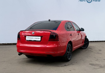 Подержанный автомобиль Skoda Octavia Liftback 2013 года (5 фото)