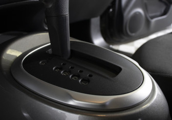 Подержанный автомобиль Nissan Juke 2012 года (16 фото)