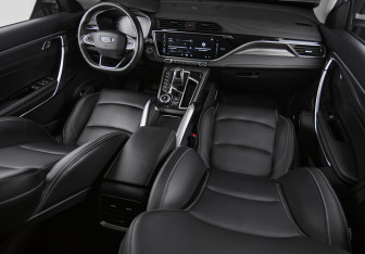 Подержанный автомобиль Geely Atlas Pro 2022 года (21 фото)