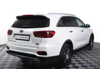 Подержанный автомобиль Kia Sorento 2019 года (5 фото)