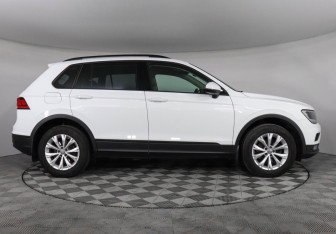 Подержанный автомобиль Volkswagen Tiguan 2018 года (4 фото)