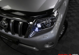 Подержанный автомобиль Toyota Land Cruiser Prado 2014 года (21 фото)