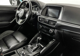 Подержанный автомобиль Mazda CX-5 2015 года (9 фото)