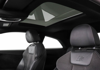 Подержанный автомобиль Audi A5 Coupe 2018 года (18 фото)