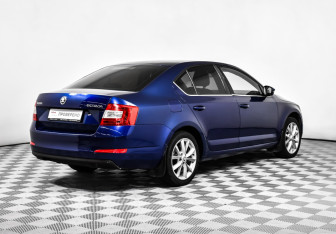Подержанный автомобиль Skoda Octavia Liftback 2014 года (5 фото)