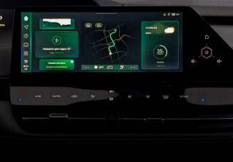 Подержанный автомобиль Changan UNI-K 2023 года (15 фото)