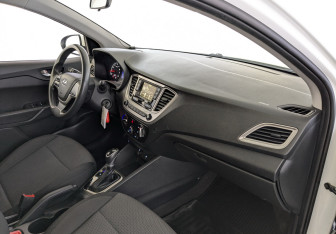 Подержанный автомобиль Hyundai Solaris Sedan 2020 года (11 фото)