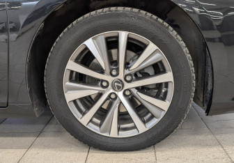 Подержанный автомобиль Lexus ES 2021 года (12 фото)