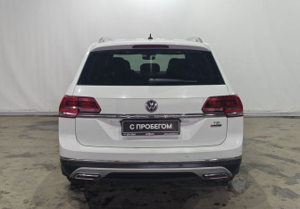 Подержанный автомобиль Volkswagen Teramont 2018 года (5 фото)