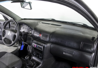 Подержанный автомобиль Skoda Octavia Liftback 2008 года (9 фото)