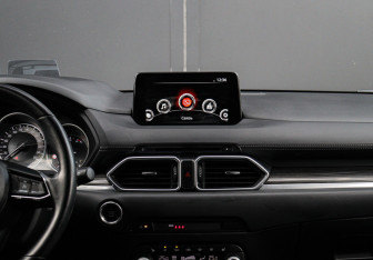 Подержанный автомобиль Mazda CX-5 2021 года (10 фото)