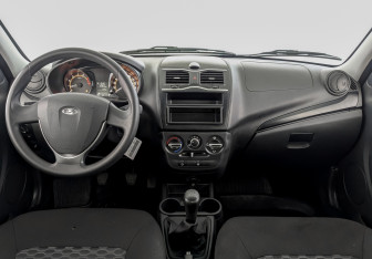 Подержанный автомобиль LADA (ВАЗ) Granta Sedan 2025 года (14 фото)